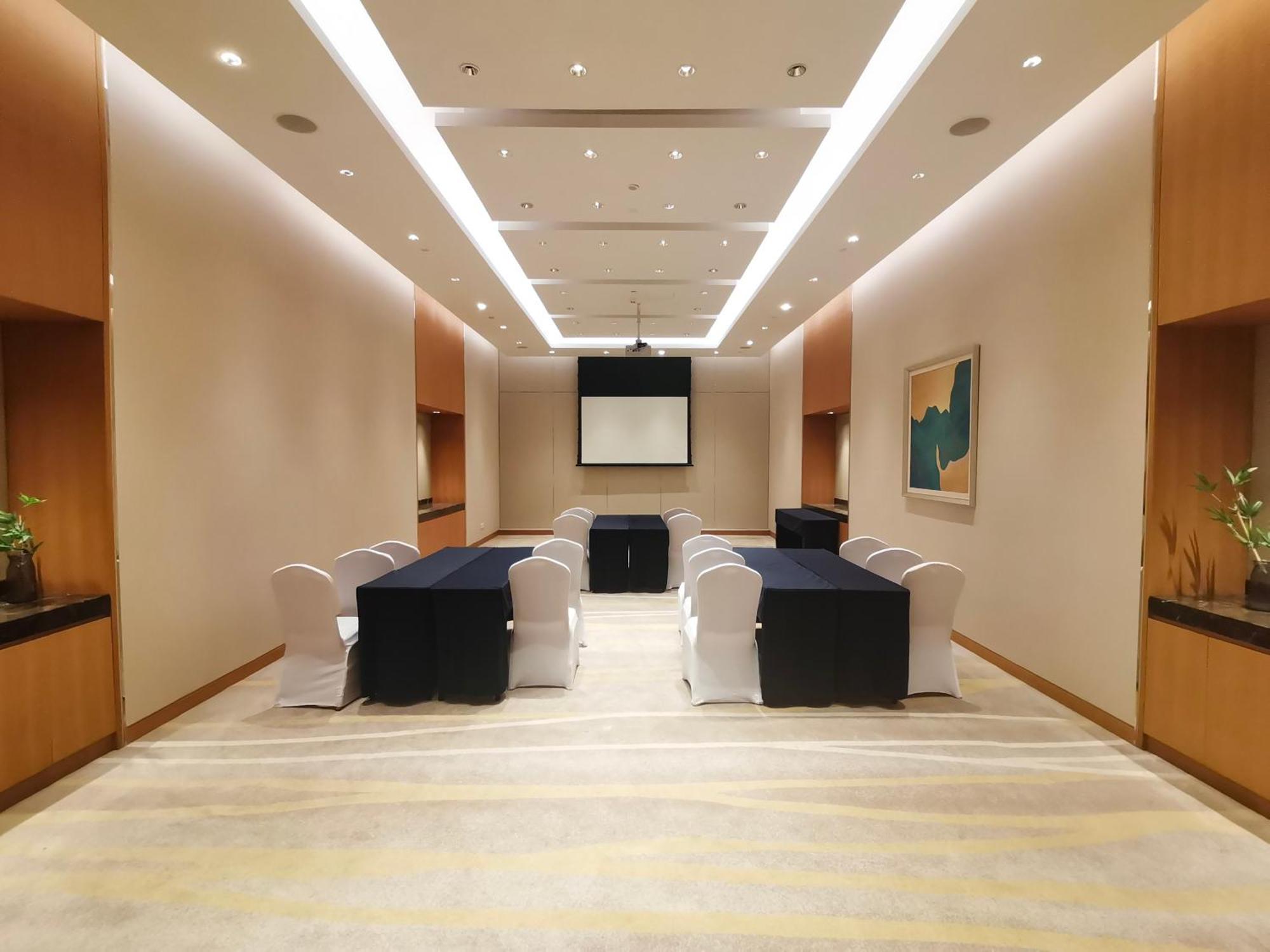 Holiday Inn Chengdu Qinhuang By Ihg Exterior photo